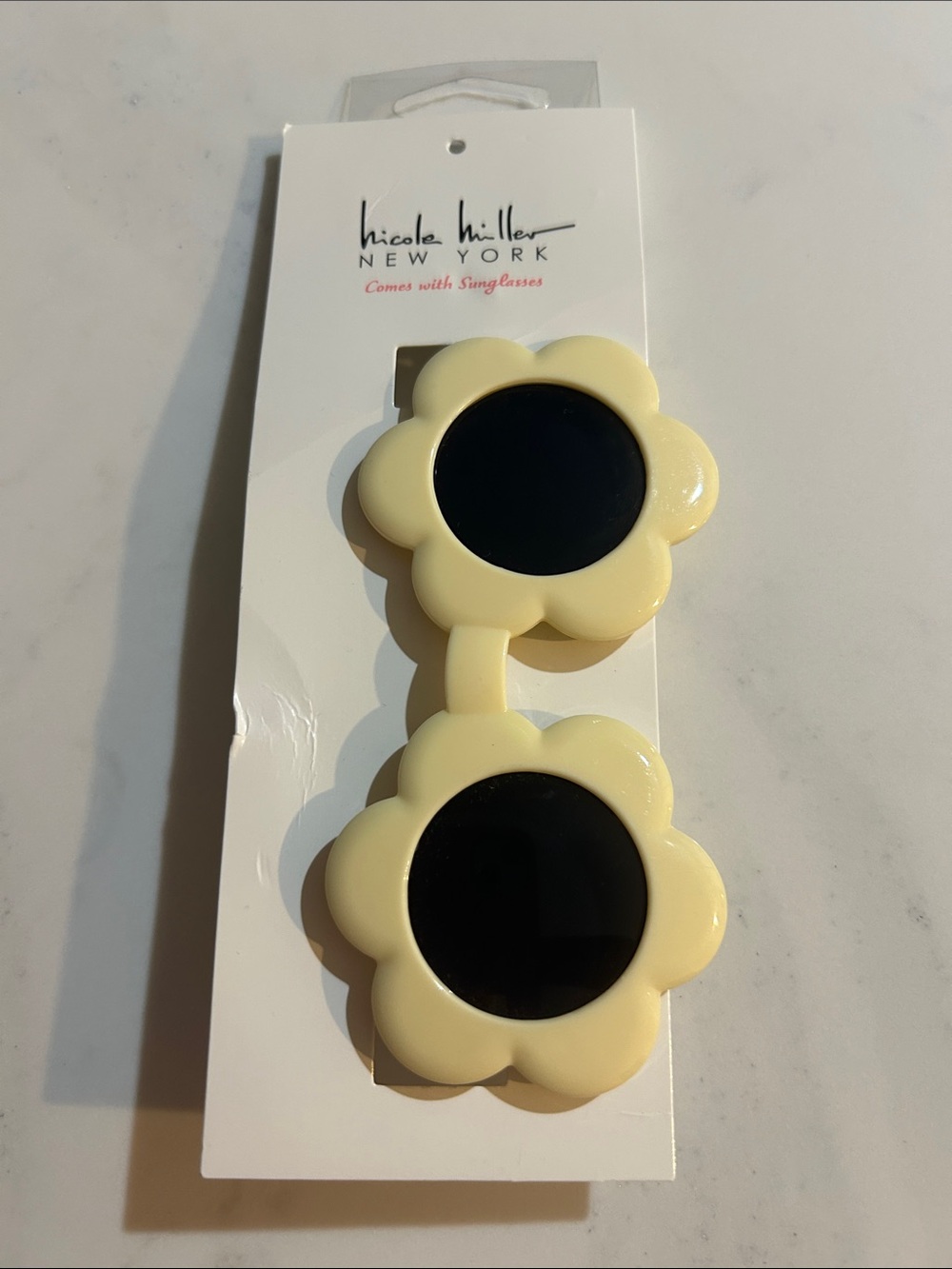 Nicole Miller Yellow Flower Sunglasses Clip Accessory